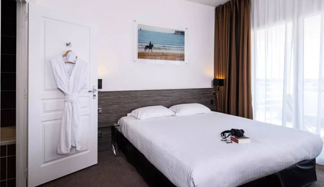 Hotel Golden Tulip La Baule * - Superior Room 2 Persons
