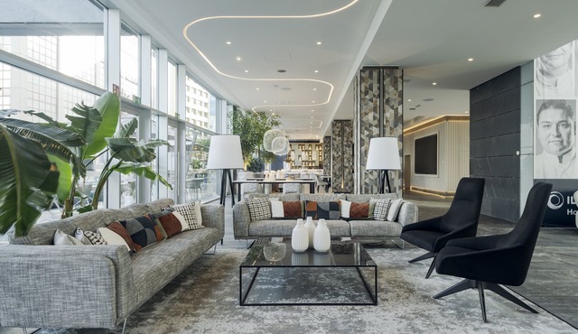 Hotel ILUNION Atrium