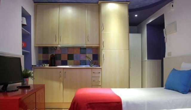 Hotel In Valdepeñas With Parking, Other, Balcony/Terrace