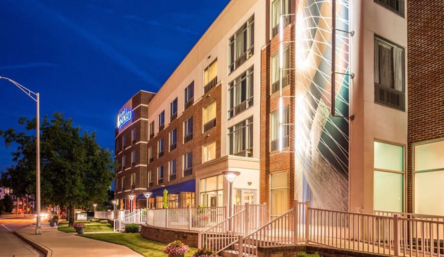 Hotel Indigo Columbus Architectural Center by IHG