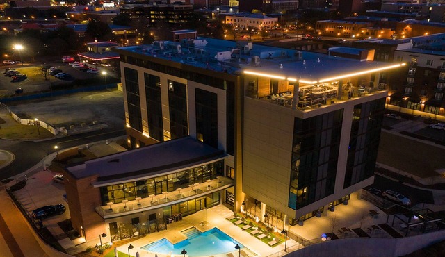 Hotel Indigo Columbus at Riverfront Place by IHG