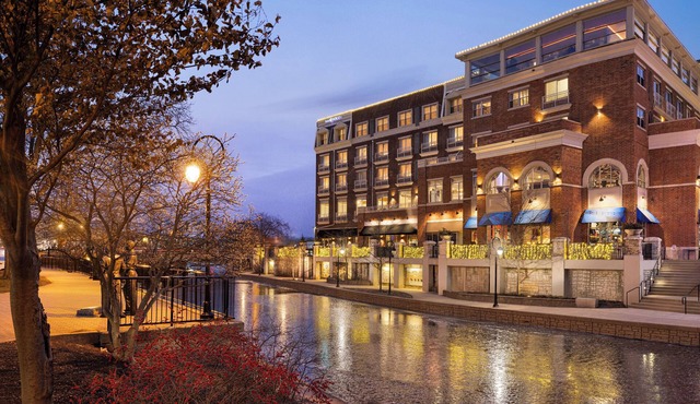 Hotel Indigo Naperville Riverwalk by IHG