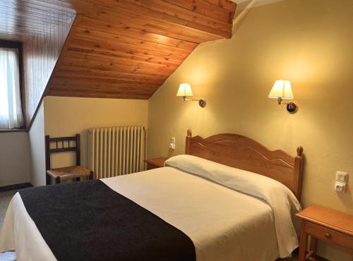Hotel Joan Canejan