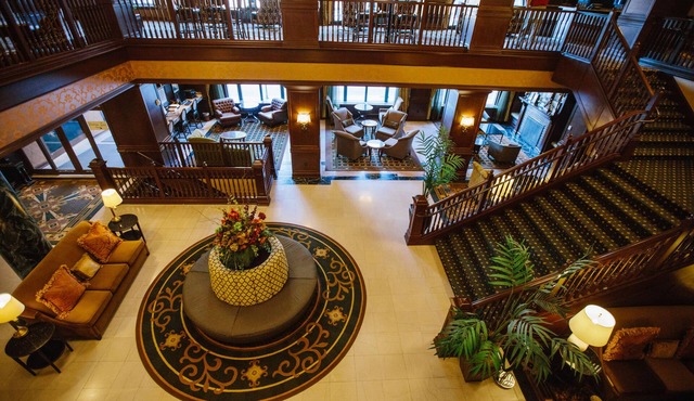 Hotel Julien Dubuque