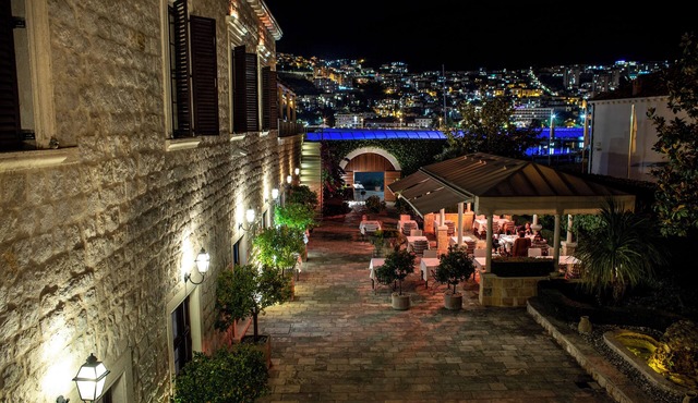 Hotel Kazbek