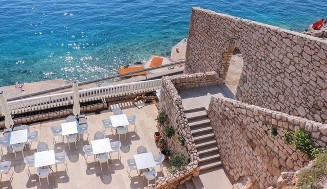 Hotel Kul IN Ablana