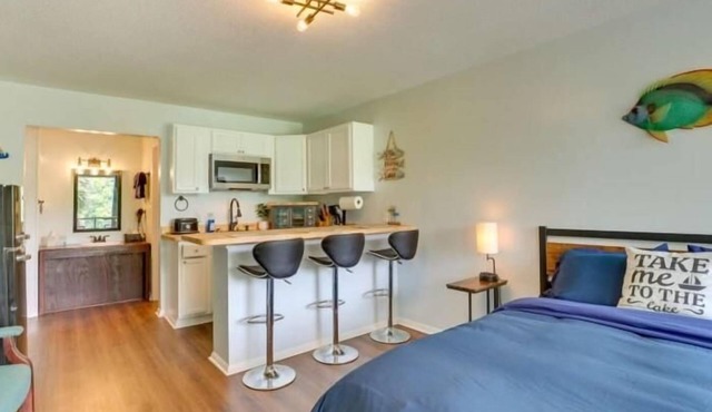Hotel Lakefront Queen With Kitchenette - Hotel Lakefront Queen with Kitchenette