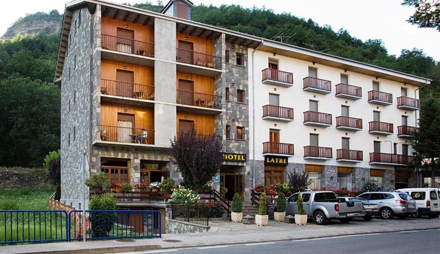Hotel Latre