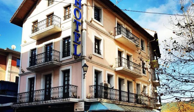 Hotel Lauaxeta Etxea