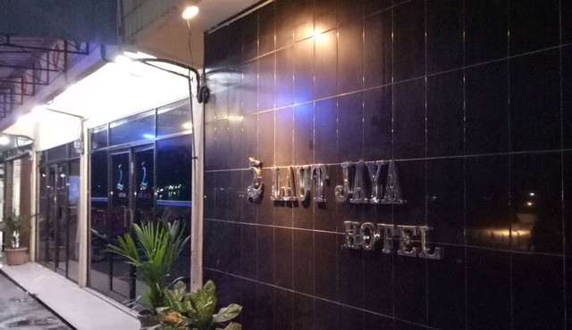 Hotel Laut Jaya