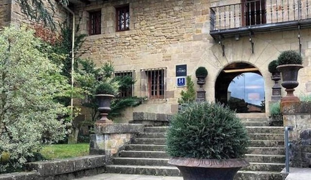 Hotel Luze El Toro