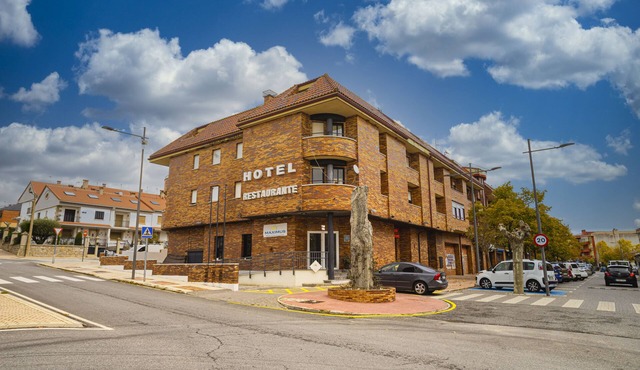 HOTEL MAXIMUS