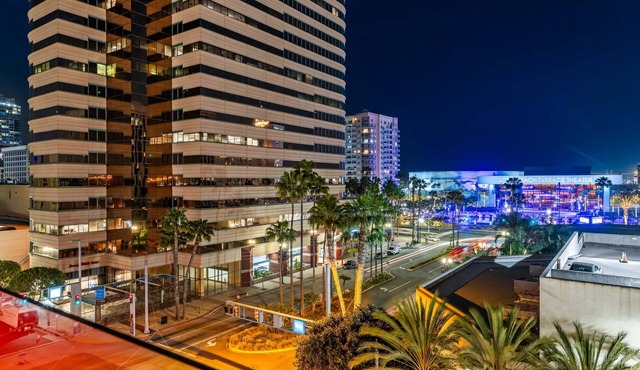 Hotel Mai Downtown Long Beach