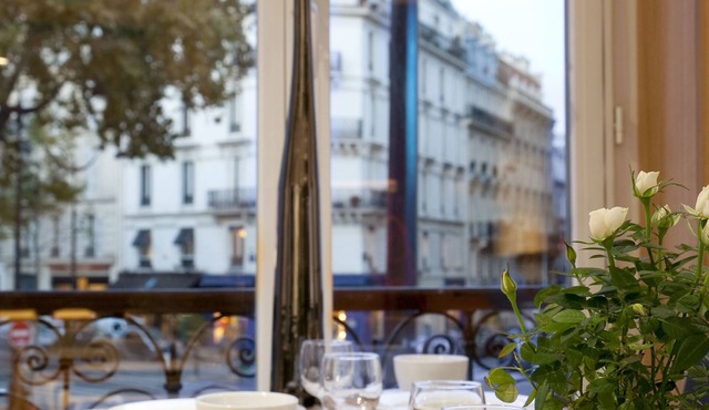 Hotel Marceau Champs Elysees