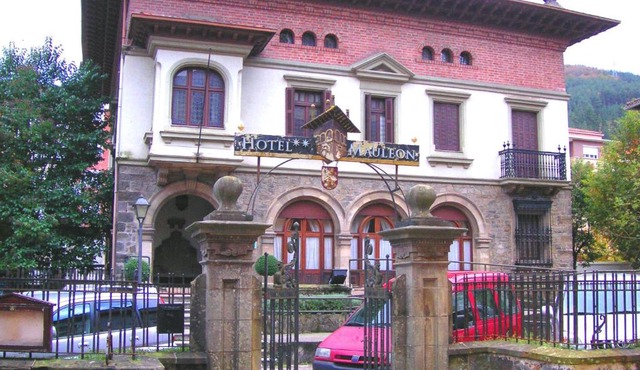 Hotel Mauleon
