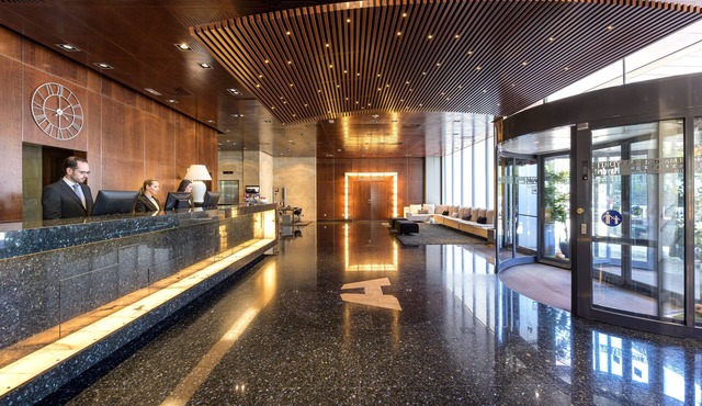 Hotel Maydrit Airport