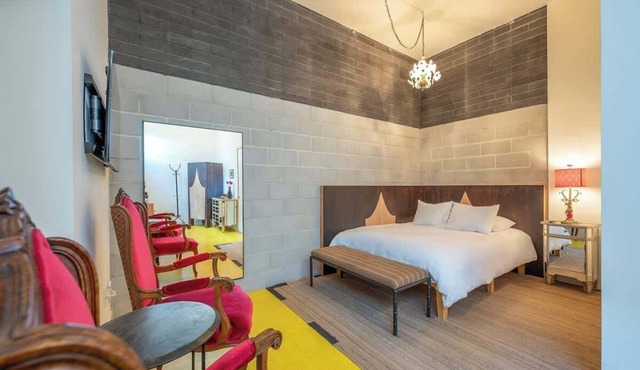 Hotel Narcissus - Room 3