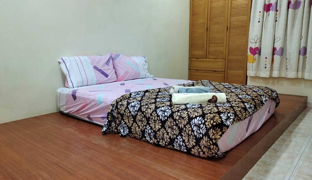 Hotel O Coke Guest House