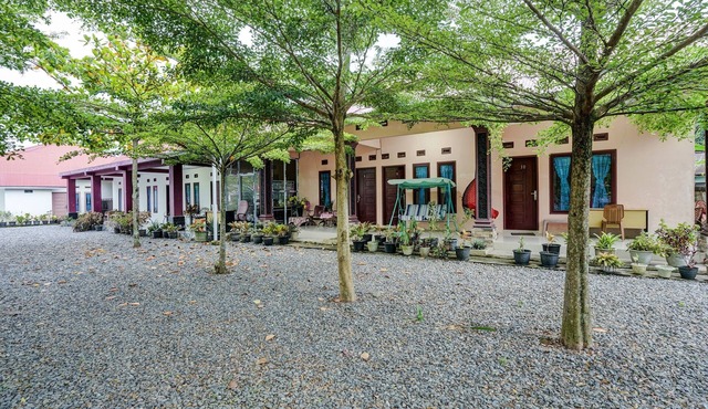 Hotel O Efniati Homestay Syariah