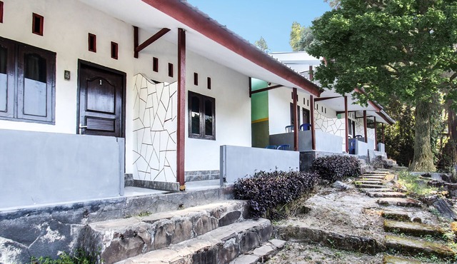 Hotel O Green Forest Homestay NearTaman Wisata Pusuk Sembalun (Tourist Park)