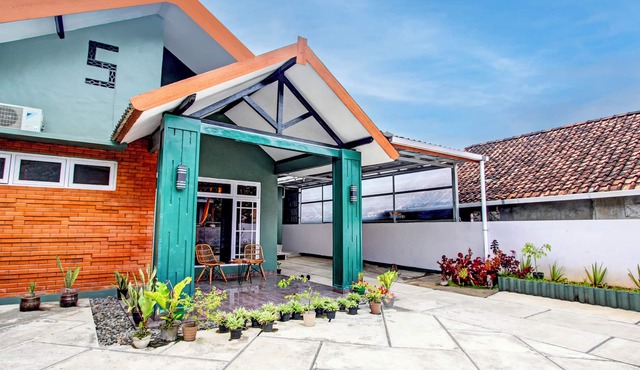 Hotel O Green House