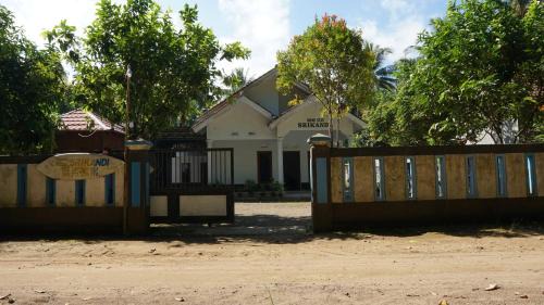 Hotel O Homestay Srikandi Pulau Merah BeachNearPantai Pancer