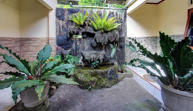 Hotel O Inn Homestay