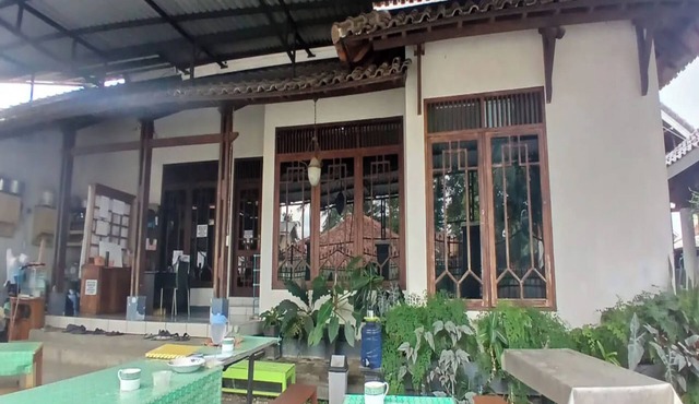 Hotel O near Pantai Losari formerly