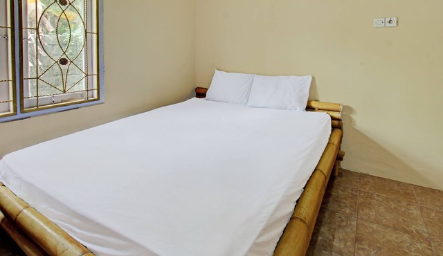 Hotel O Zahira Homestay Near Ekas Surf School and Service