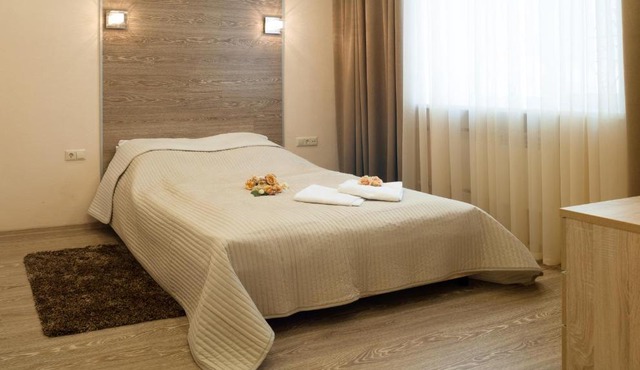 Hotel on Reshetskaya