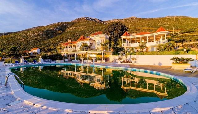Hotel Pansion Villa Antonio - Two Bedroom Suite with Balcony and Sea View 17