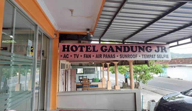 HOTEL PARANGTRITIS GANDUNG JR