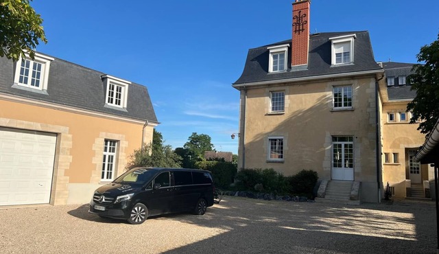 Hôtel particulier in the heart of the vineyards - 5 minutes from Reims