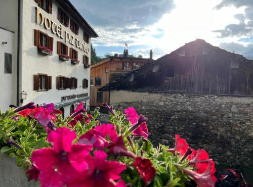 Hotel Piz Tambo