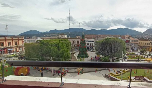 HOTEL PLAZA