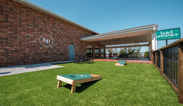 Hotel Pommier Indianola