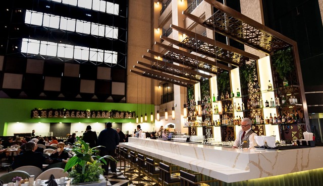 Hotel Pueblo Amigo Plaza & Casino