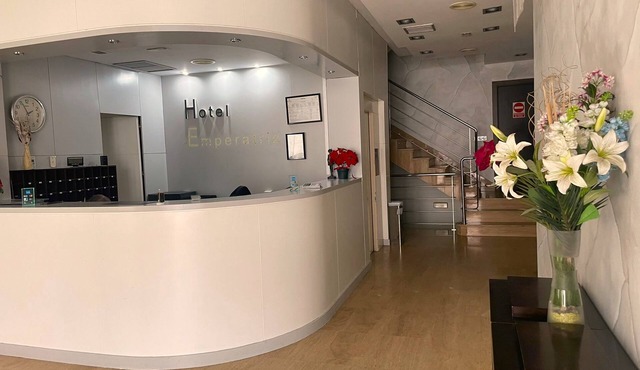 Hotel Puerta de Ocaña