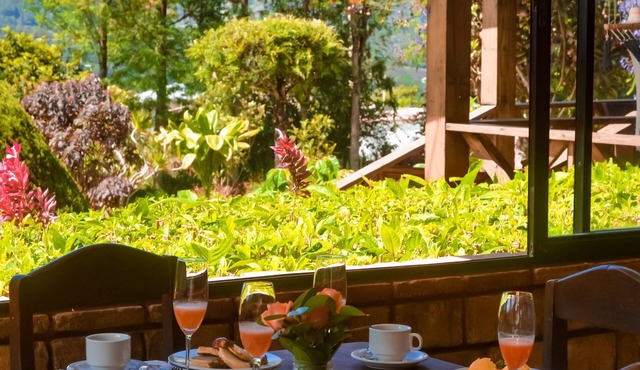 Hotel Rancho Constanza