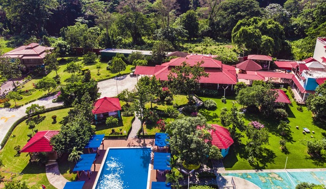 Hotel Rancho Guacamayos