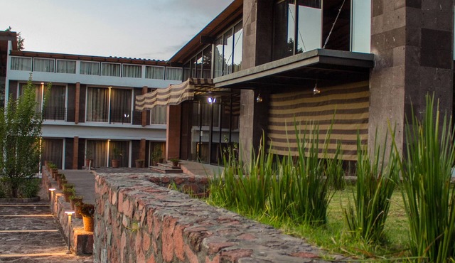 Hotel Rancho Tabachines