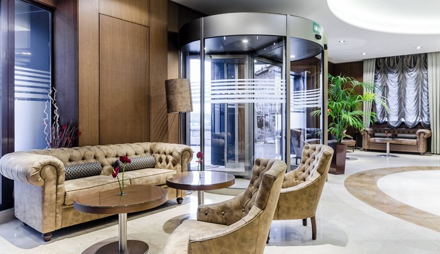 Hotel Reina Cristina