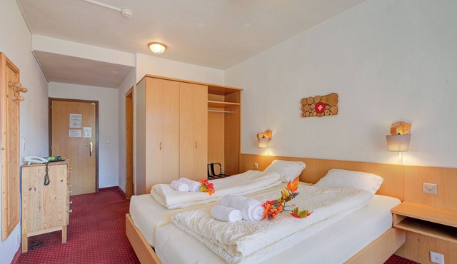 Hotel Relais Alpin Twin Room & Balcony1, Les Mosses, Switzerland