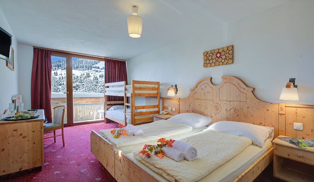 Hotel Relais Alpin Family Room Balcony15, Les Mosses, Switzerland