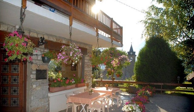 Hotel Restaurant Le Grillon