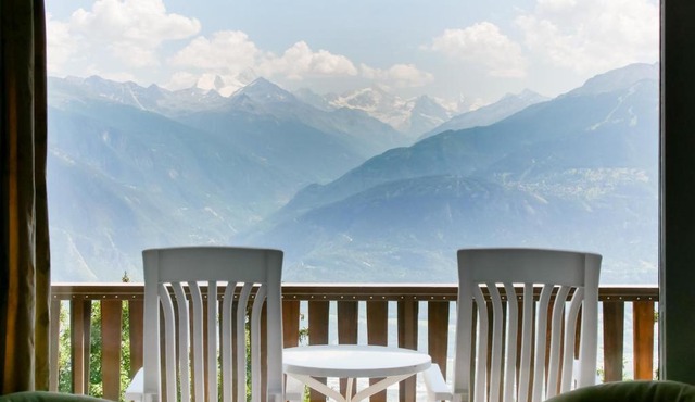 Hotel-Restaurant Le Mont Paisible, Crans-Montana