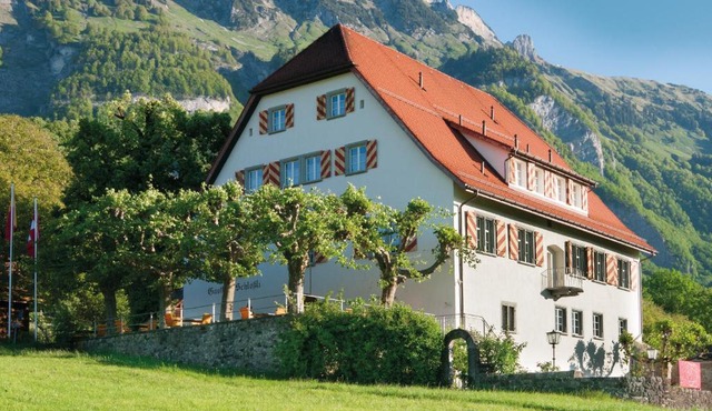Hotel Restaurant Schlössli Sax