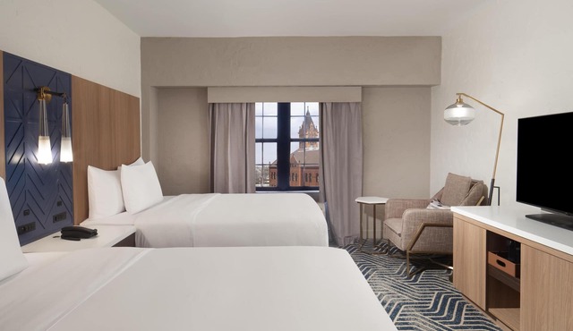 Hotel Royer Urbana Champaign, Tapestry Collection by Hilton