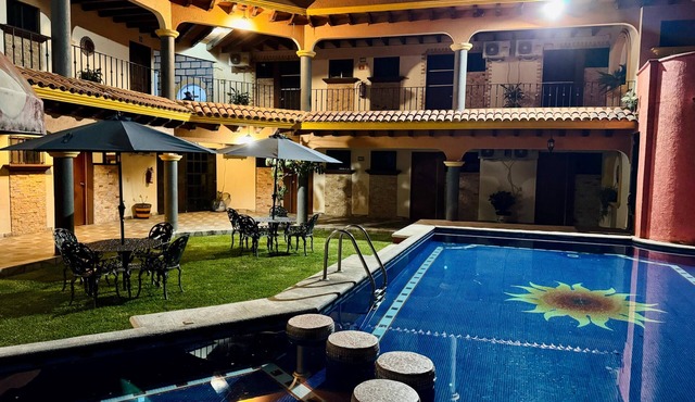 Hotel Santa Cruz