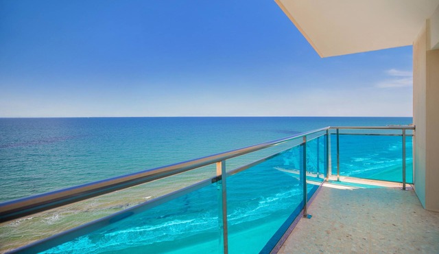 Hotel Servigroup Koral Beach